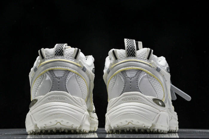 c/o​  sneakers  co-002