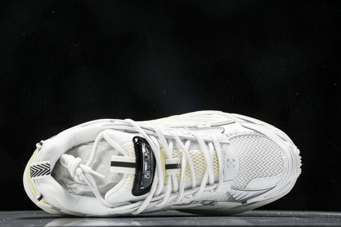 c/o​  sneakers  co-002