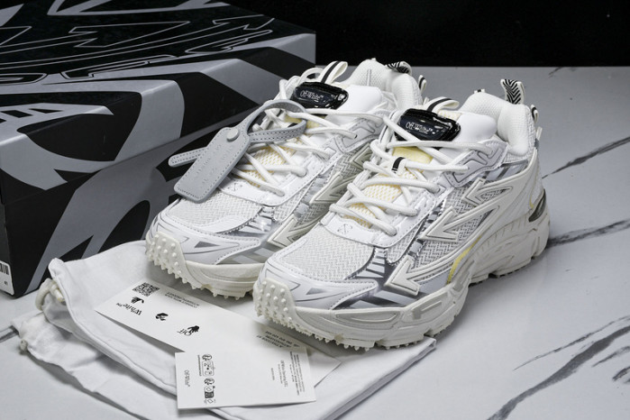 c/o​  sneakers  co-002