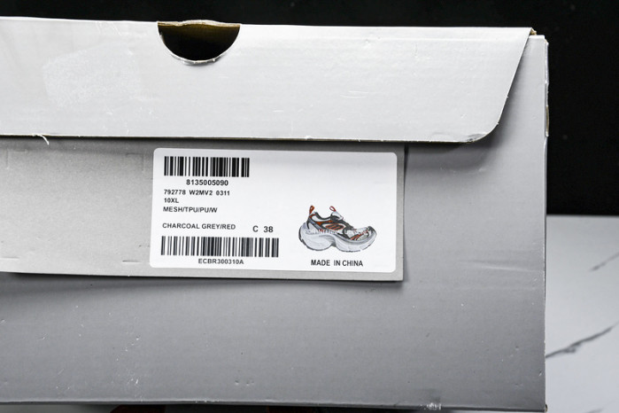 Ba*len*cia*ga 10xl bxi-005