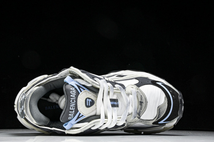 Ba*len*cia*ga track runner btt-208