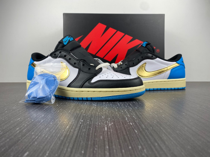 travis scott x air jordan 1 low  cz0790--104