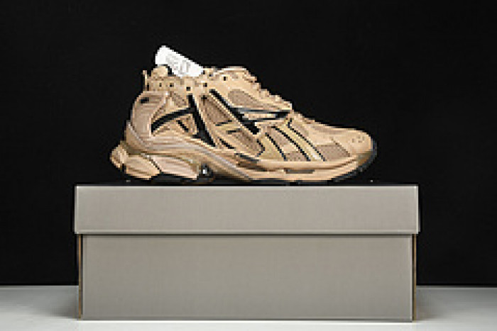 Ba*len*cia*ga track trainer  btt-070