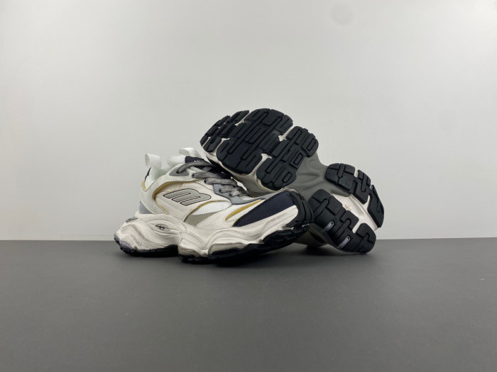 b*al*enciaga cargo  bco-001