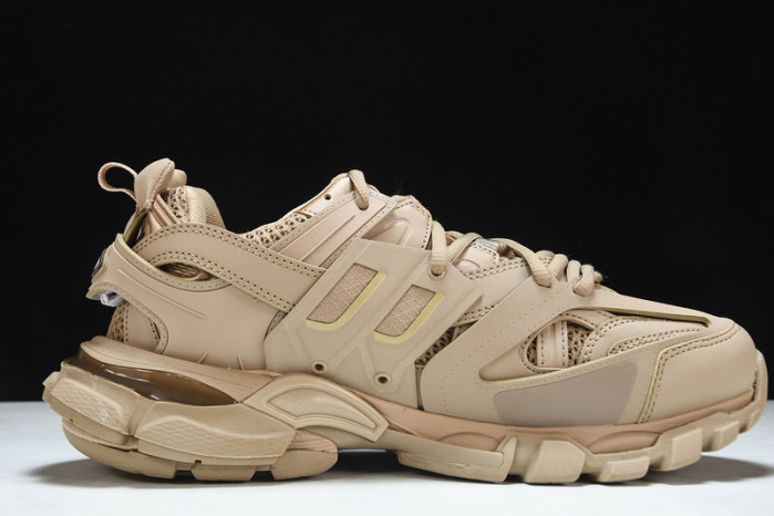 Ba*len*cia*ga track trainer  btt-023