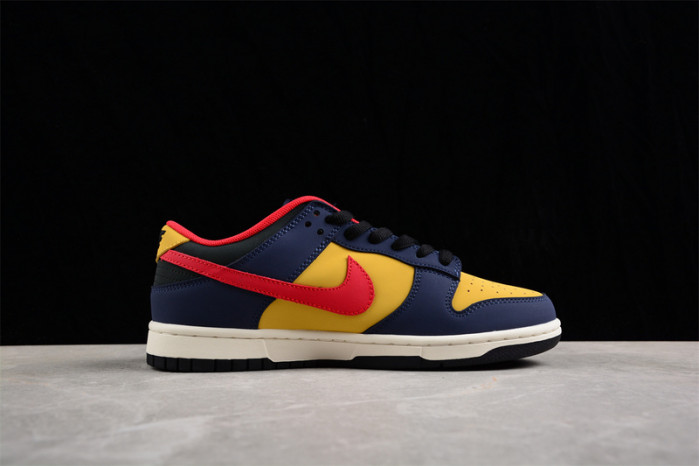 nike sb dunk low  kk6388-639