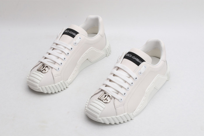 dg  sneakers  dg -057