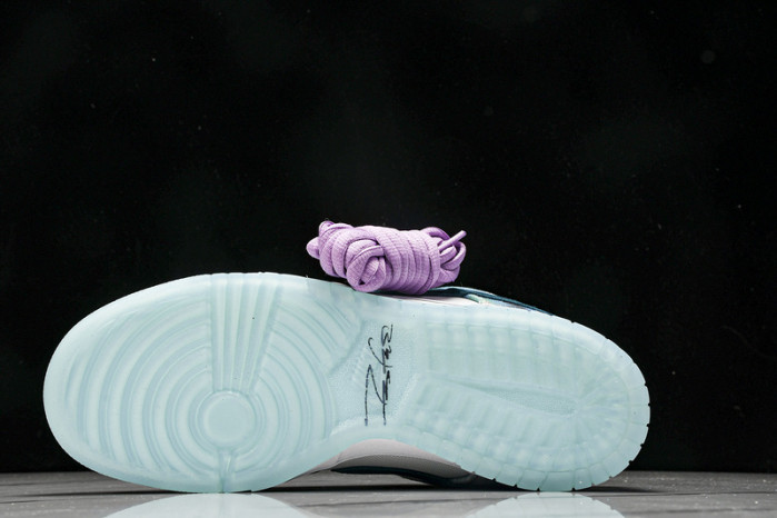 nike dunk low  hf6061-400