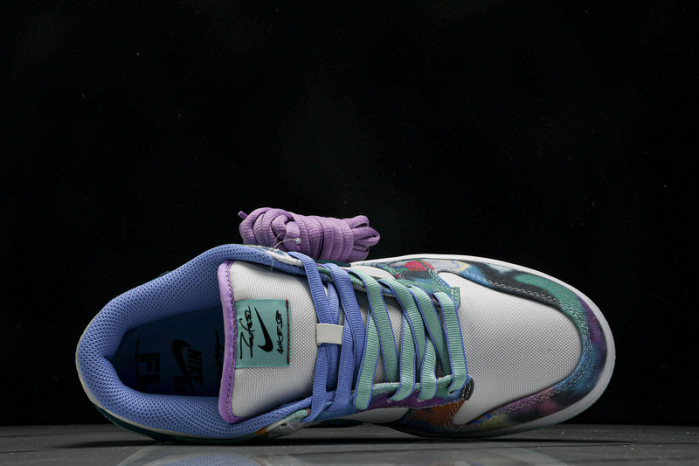 nike dunk low  hf6061-400