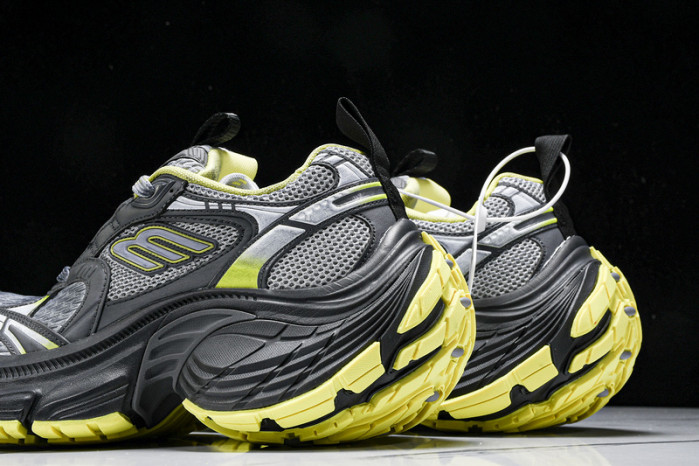 Ba*len*cia*ga 10xl bxi-004