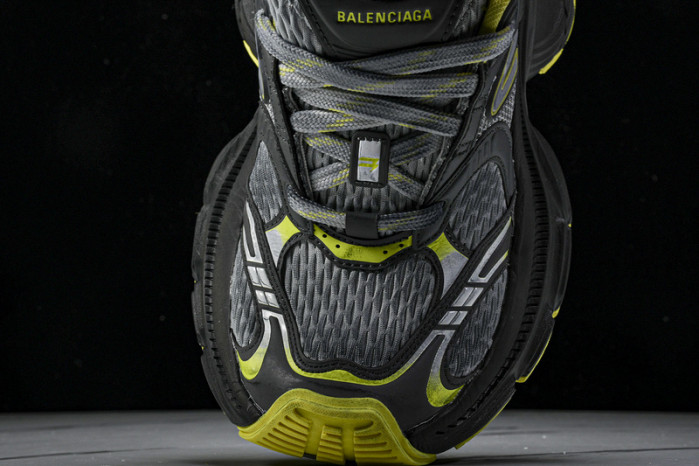 Ba*len*cia*ga 10xl bxi-004