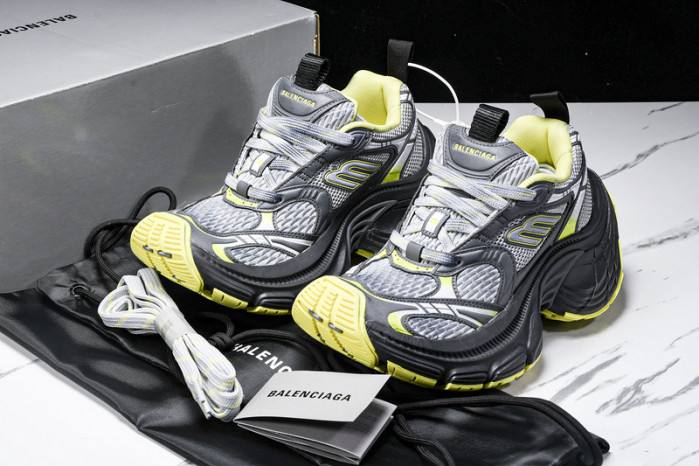 Ba*len*cia*ga 10xl bxi-004