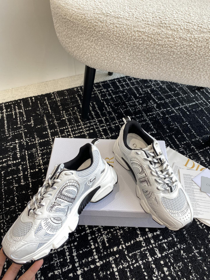 d*r  sneakers   drs-001