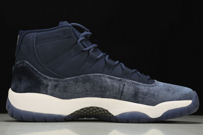 air jordan 11 velvet “midnight navy” ar0715-441