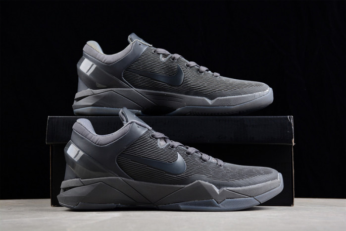 nike kobe 7fade to black  869460-442