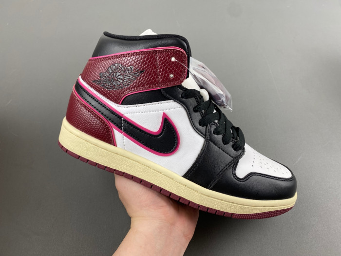 air jordan 1  mid    fq7818-101
