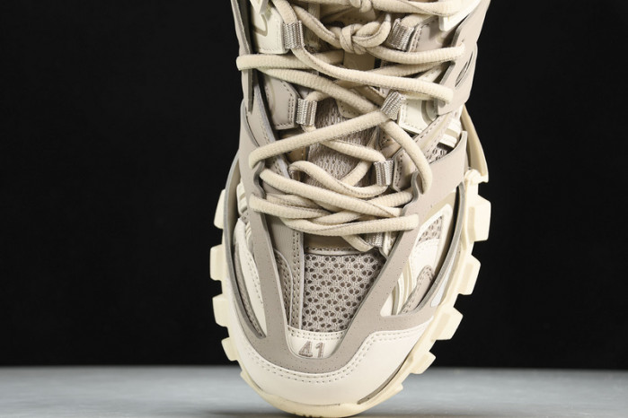 Ba*len*cia*ga track trainer  btt-060