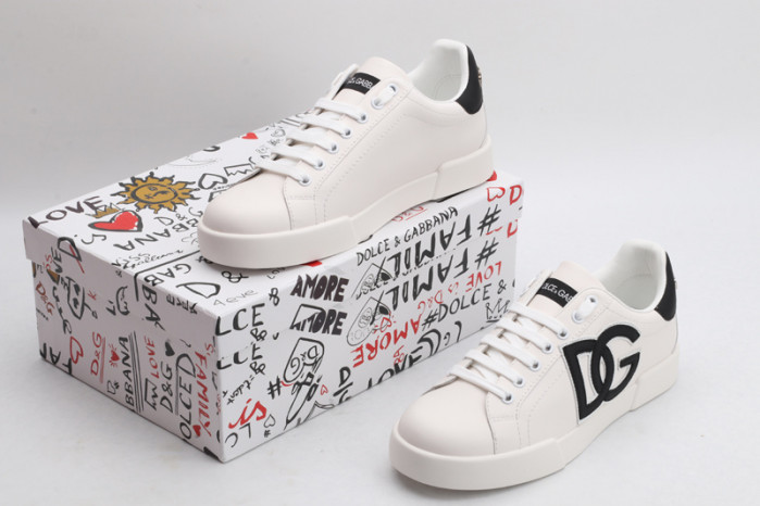 dg  sneakers  dg -053
