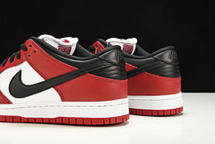 nike sb dunk low j-pack chicago bq6817-600