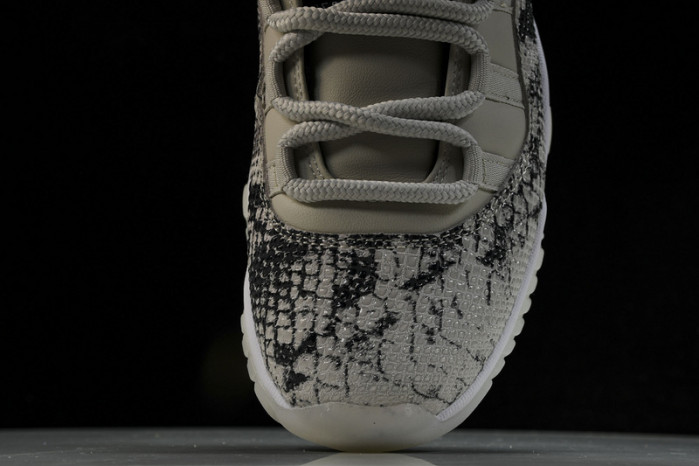 jordan 11 retro low  snakeskin  cd6847-002