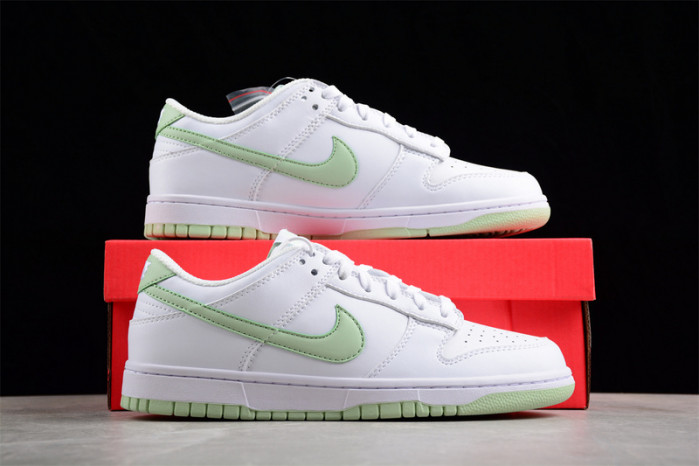 nike dunk low honeydew  dv0831-105