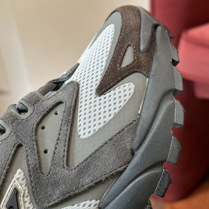 lou vuit sci-fi sneakers  lvss-0244