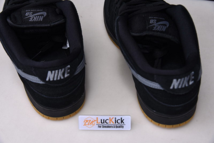 nike sb dunk low “fog” bq6817-010