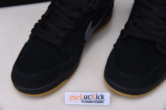 nike sb dunk low “fog” bq6817-010