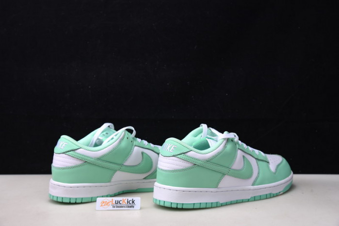 nike dunk low green glow (w) - dd1503-105