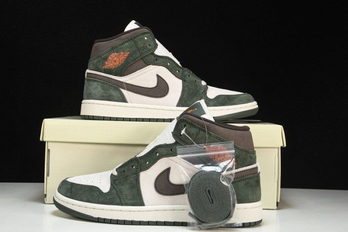 air jordan 1 mid  554766-002