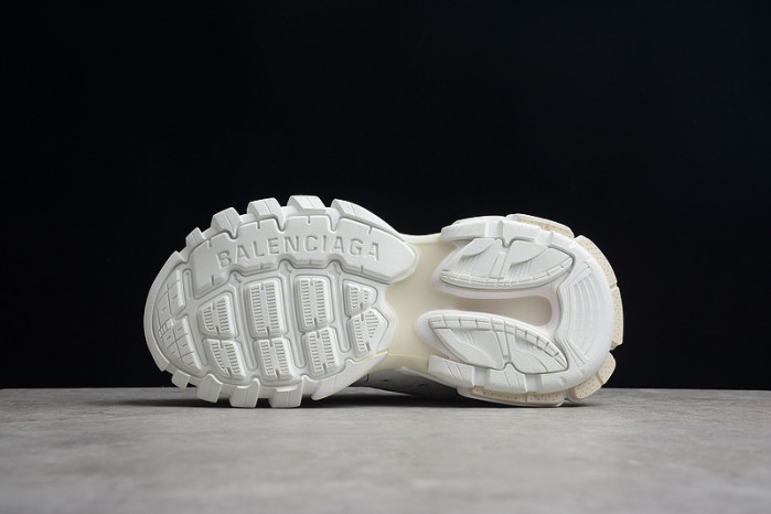 Ba*len*cia*ga track trainer  btt-016