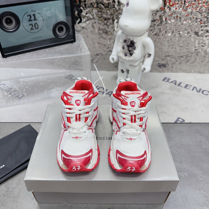 Ba*len*cia*ga track runner  btt-195